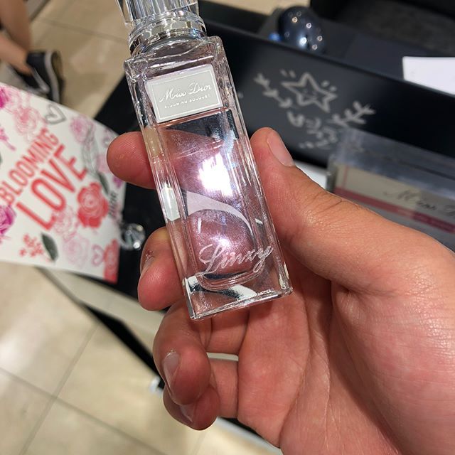 香水瓶麻豆伦理片无码打標機，永遠值得收藏的禮物