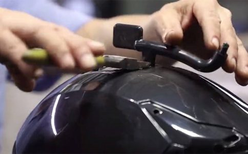 頭盔著火了，但你們知道3D麻豆伦理片无码切割摩托車頭盔嗎？